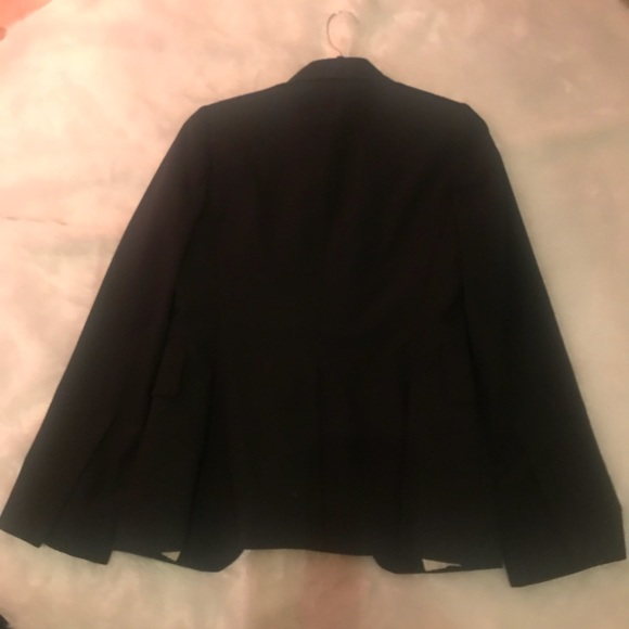 Women’s Banana Republic Blazer - Picture 2 of 4